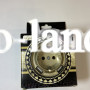 Розетка одинарная с  заземлением и USB RIGHT HAUSEN Laura золото